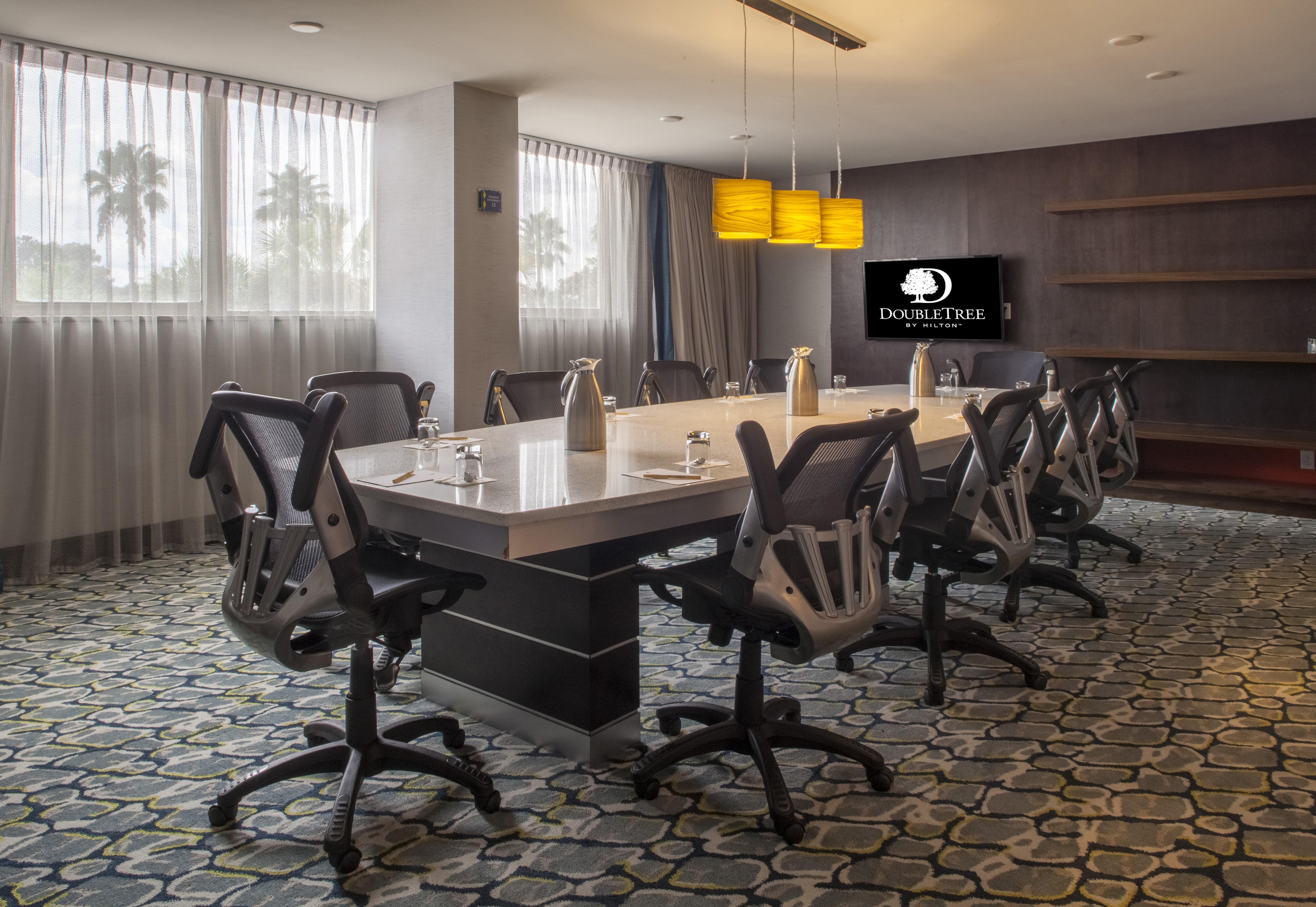 Doubletree By Hilton Hotel Jacksonville Airport Экстерьер фото