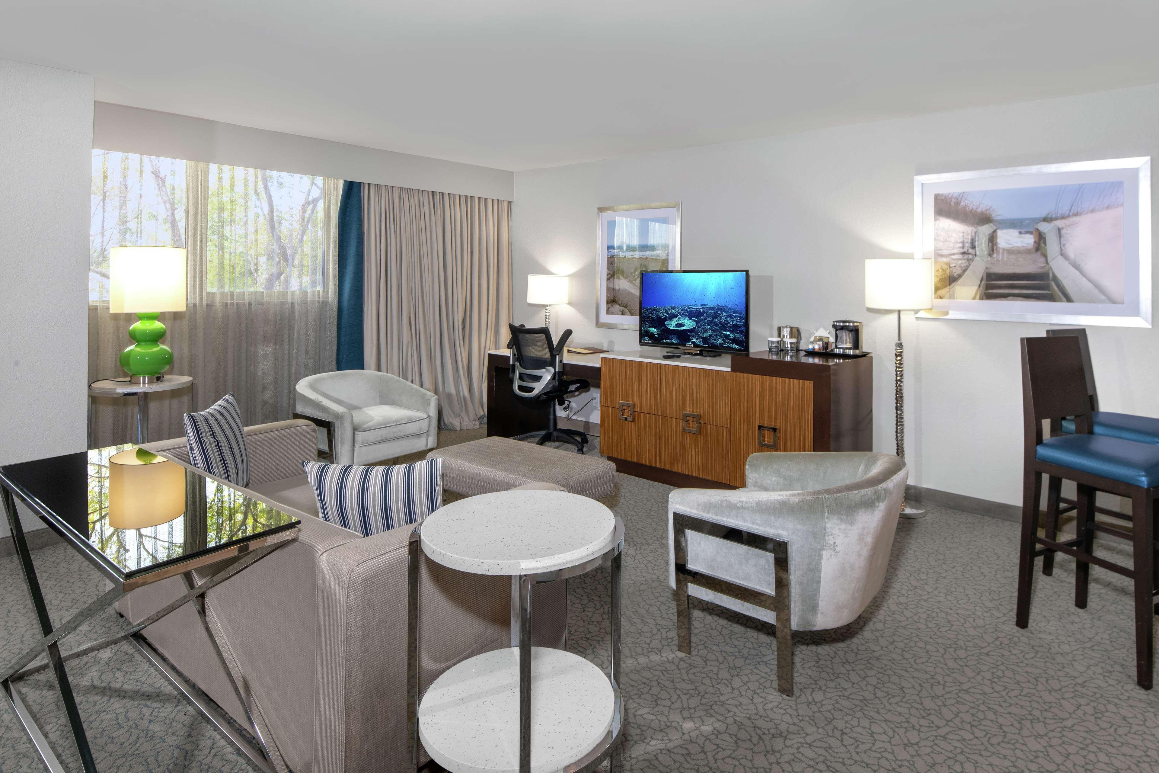 Doubletree By Hilton Hotel Jacksonville Airport Экстерьер фото