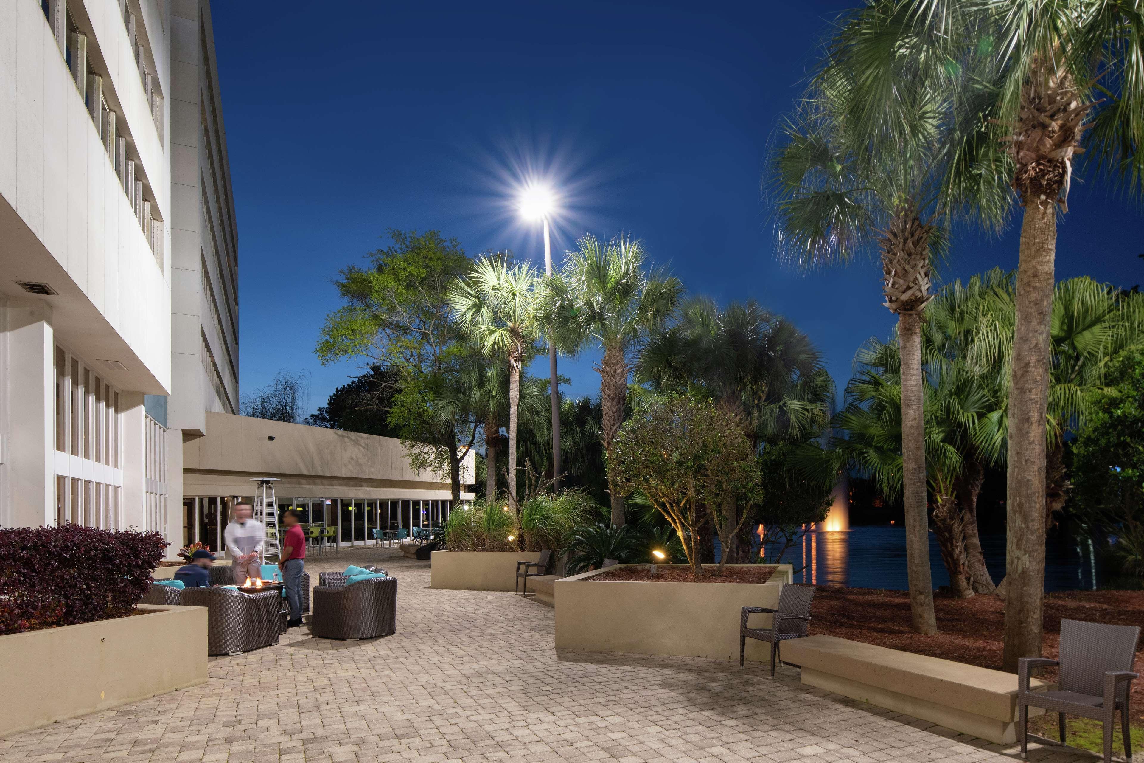 Doubletree By Hilton Hotel Jacksonville Airport Экстерьер фото